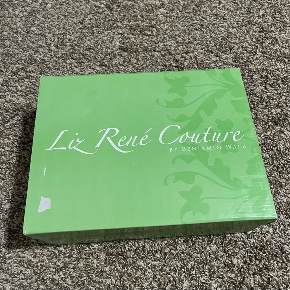 Liz Rene Couture pumps - Picture 5 of 11